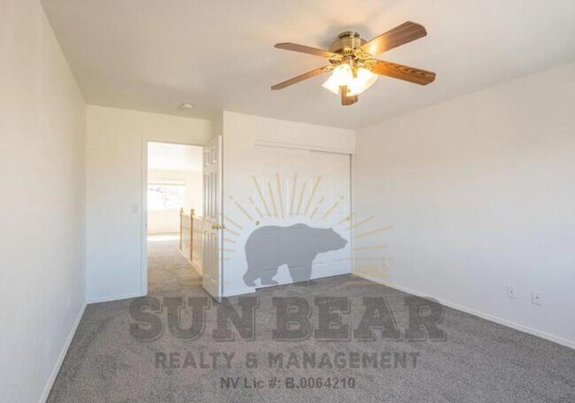 Building Photo - Beautiful Home in S. Reno!  (Rolling Hills) - Dog Friendly!!!