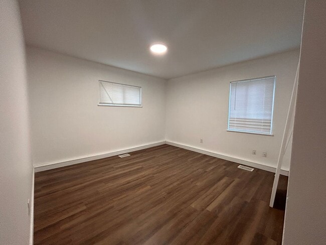 Building Photo - 3357 S Flamingo Way