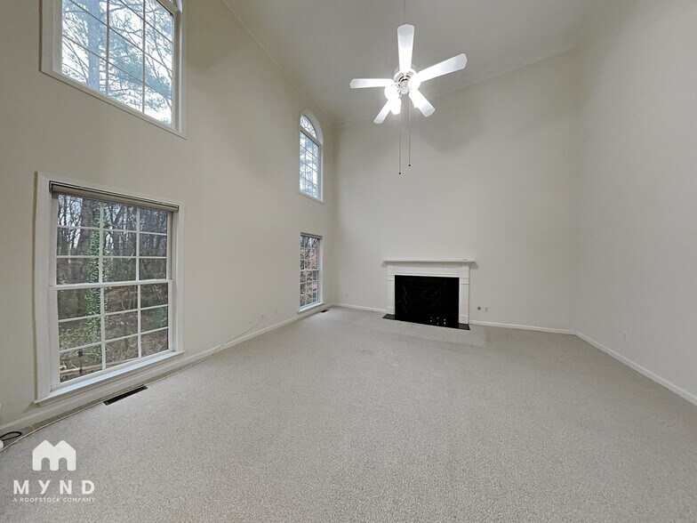 Building Photo - 3423 Arbor Creek Point