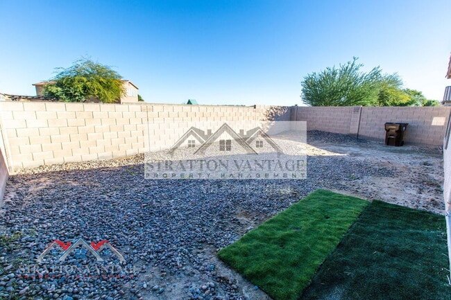 Building Photo - 18355 N Toya St