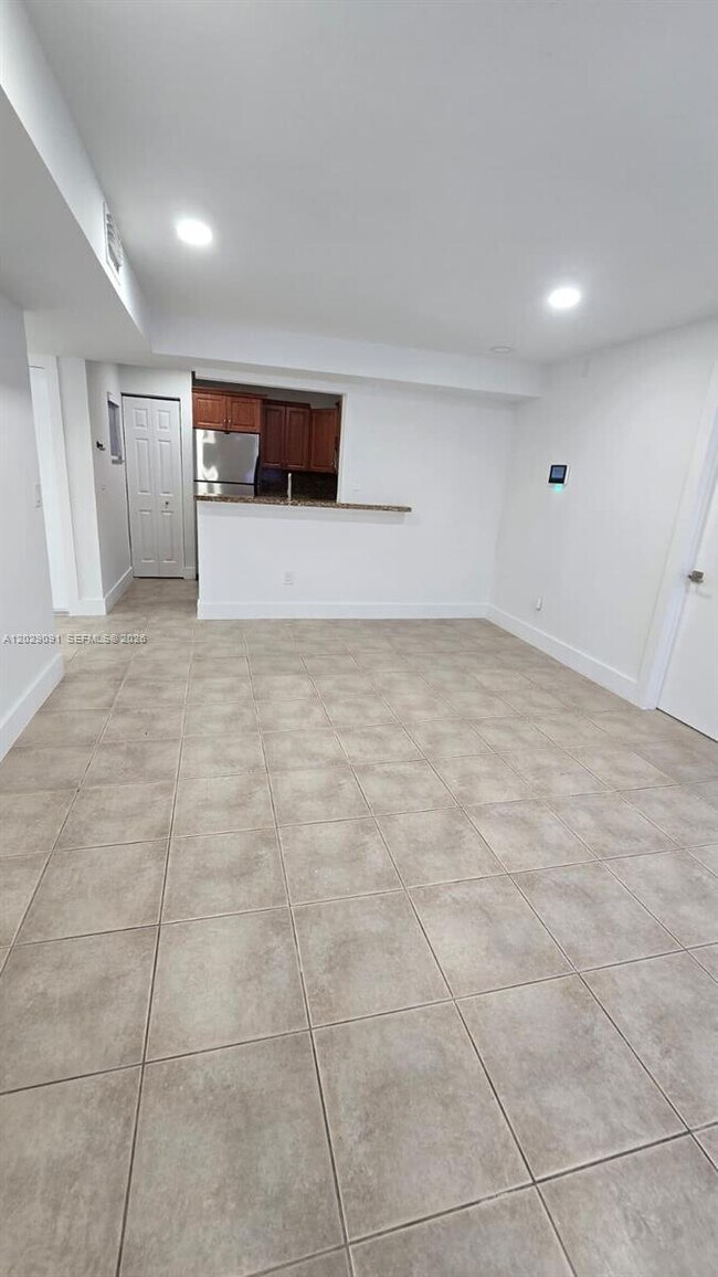 Building Photo - 6515 W 26th Dr