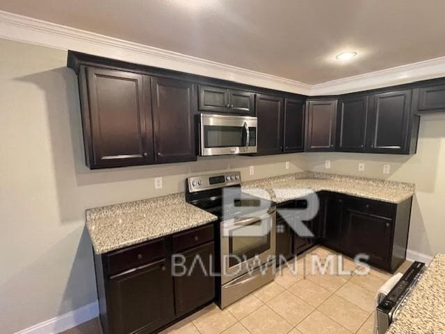 Building Photo - 15293 Troon Dr