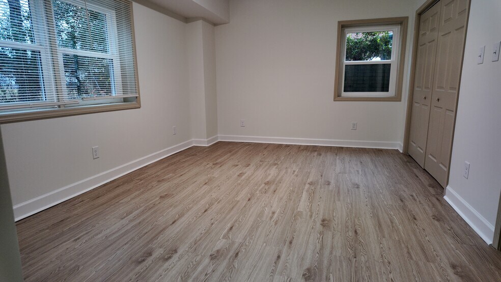 Building Photo - 1521 Anthony Dr