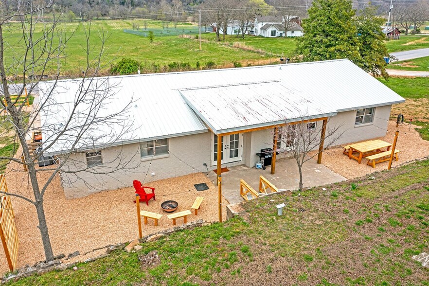 Building Photo - 9635 Price Coffee Rd