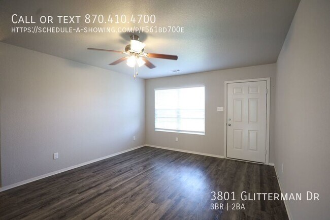 Building Photo - Recent construction - beautiful 3 bed / 2 ...