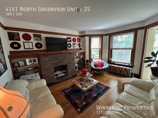 Building Photo - 4141 N Greenview Ave