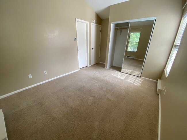 Building Photo - 3565 Windmill Dr