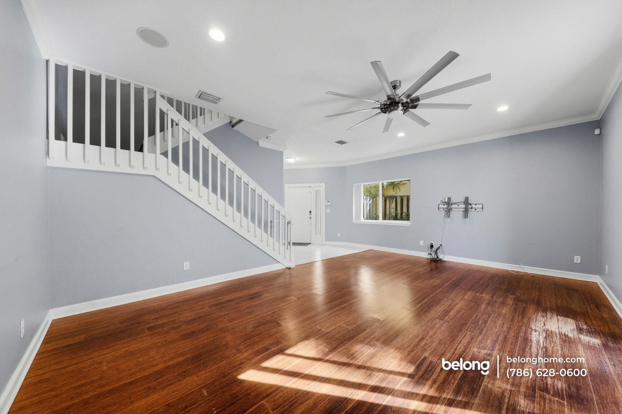 Building Photo - 616 SW 6th St