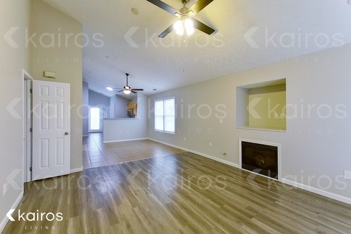 Building Photo - 7101 Reynolds Crossing Dr