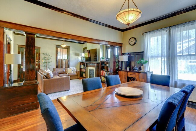 Building Photo - Renovated Historic 4 Bedroom Home w/ Two Car Garage in East Nashville