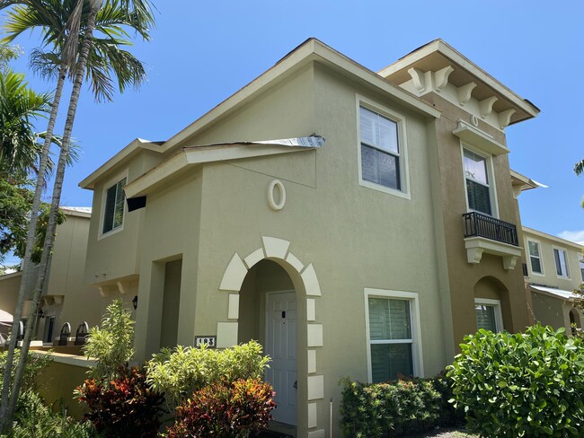 Primary Photo - 183 Monterey Bay Dr
