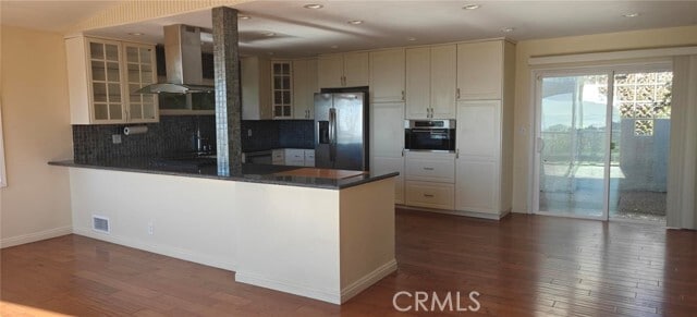 Building Photo - 28245 Lobrook Dr