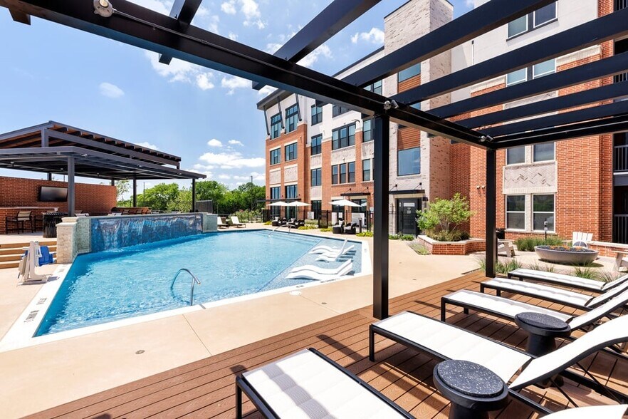 Building Photo - The Depot Apartments at Celina Station