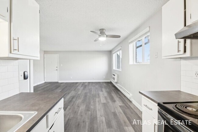 Building Photo - 7155 N Raleigh St