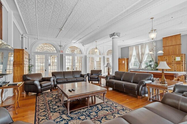 Building Photo - 15 Mount St Mary's Way