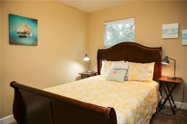 Building Photo - 1000 Sea Island Rd