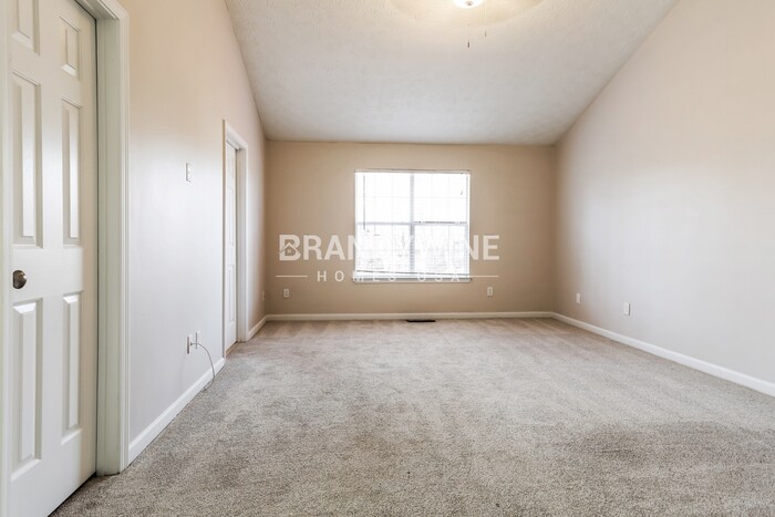Building Photo - 1418 Wilkes Ive Dr