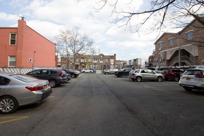 Building Photo - 2375 E 3rd St