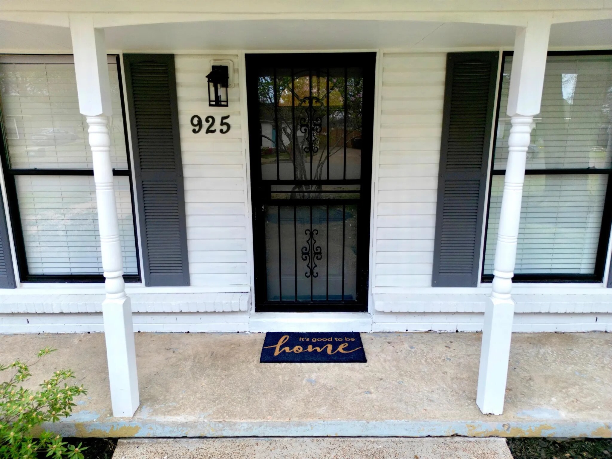 Building Photo - 925 Greenview Rd