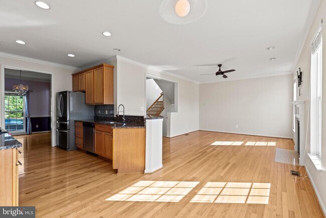 Building Photo - 2460 Five Fathom Cir
