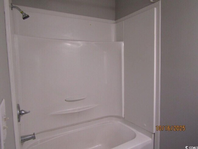 Building Photo - 1703 Fawn Vista Dr N