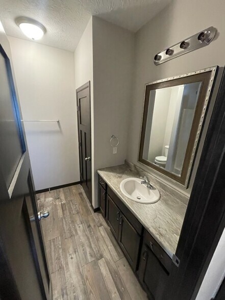 Bath #2 - 9402 W Dolores Dr