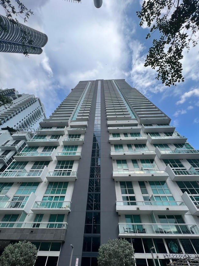 Building Photo - 1080 Brickell Ave