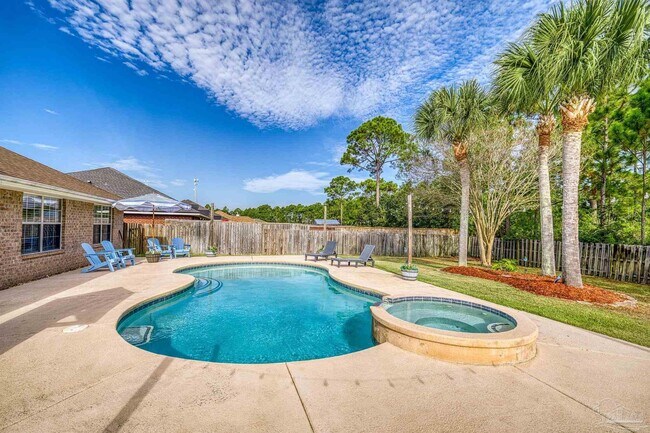 Building Photo - 8092 Hartington Dr