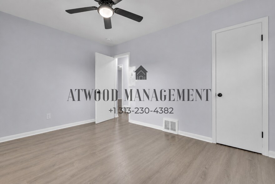 Building Photo - This beautifully updated 3-bedroom, 2-bath single-family home is ready for move-in!