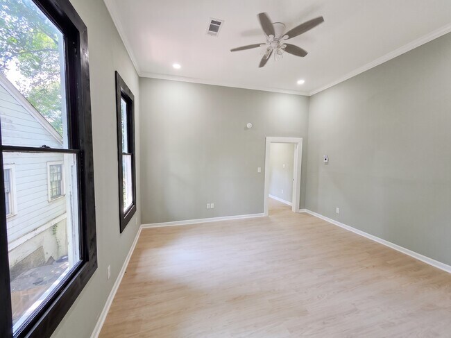Building Photo - McDonough Duplex