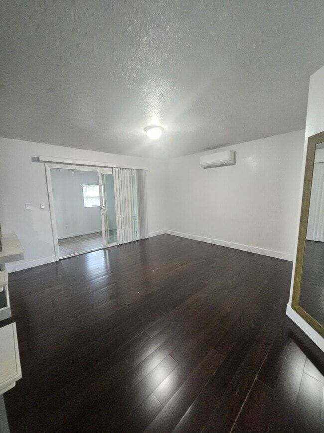 Building Photo - Beautiful 3 Bedroom Home in Komohana Gardens