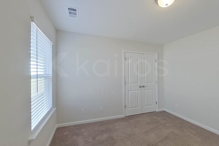 Building Photo - 117 Ebenezer Blf Wy