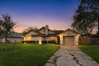 Building Photo - 5213 Winding Brook Dr