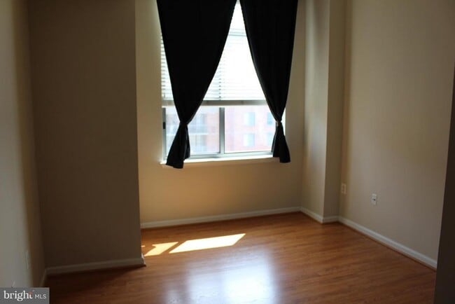 Building Photo - 11710 Old Georgetown Rd