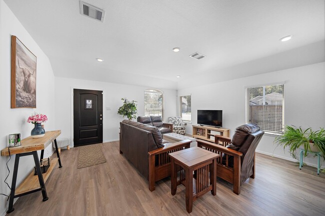 Building Photo - 9303 Darby Knoll Wy