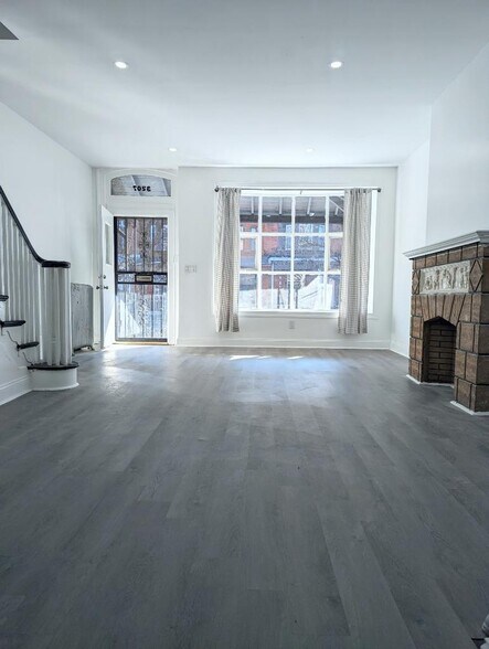 Building Photo - 3207 Clifford St