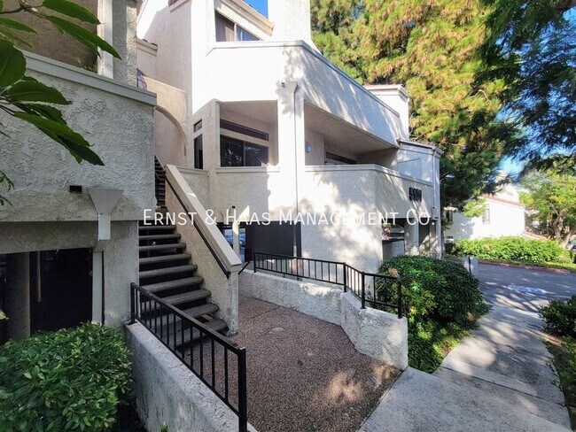 Building Photo - 5101 Tortuga Dr