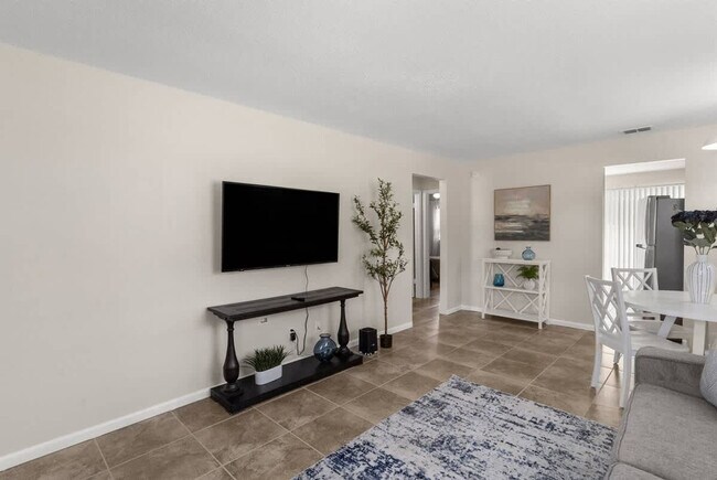 Building Photo - 13921 19th St