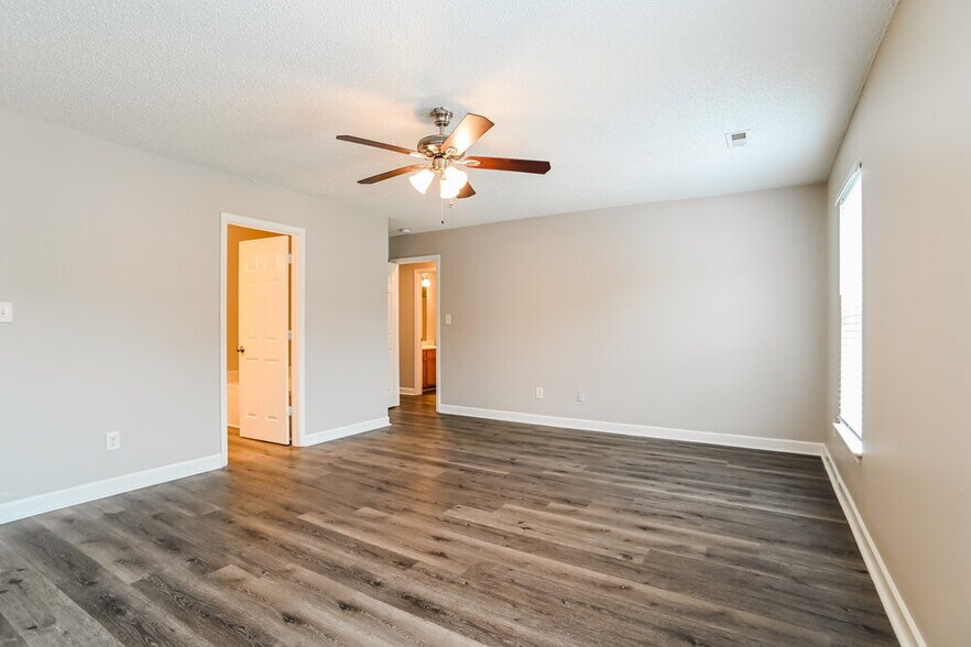 Building Photo - 8504 Stoneman Pl