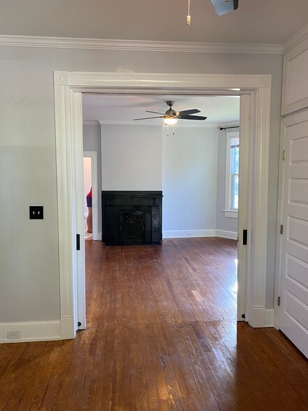 Building Photo - 618 W 26th St