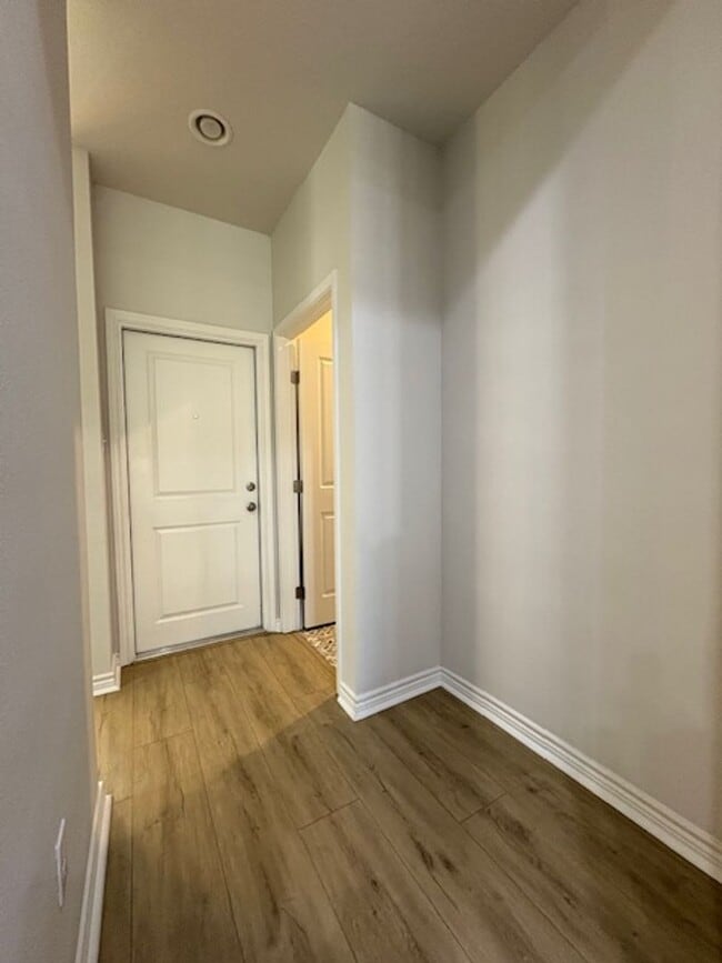 Building Photo - GORGEOUS NEWER HOME NEAR OSO BAY PRESERVE - MILITARY SPECIAL!