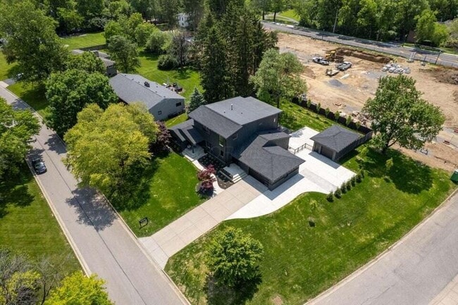 Building Photo - 2777 Donna Dr