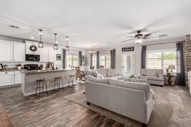 Building Photo - 6219 S Banning St