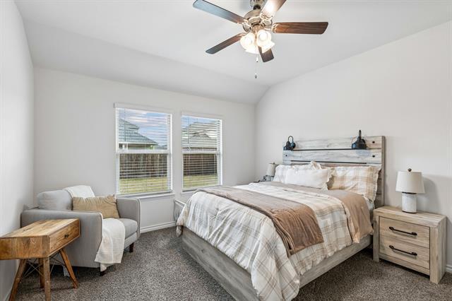 Building Photo - 502 Calm Springs Dr