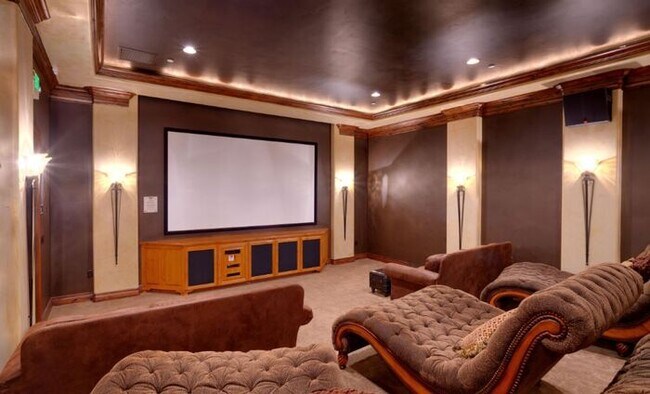 Building Photo - Beautiful Townhouse w attached 2 car garag...