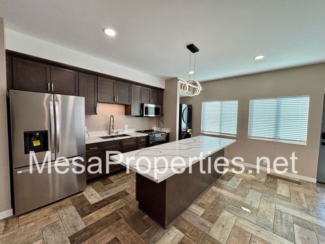 Building Photo - 8147 Grove Ave