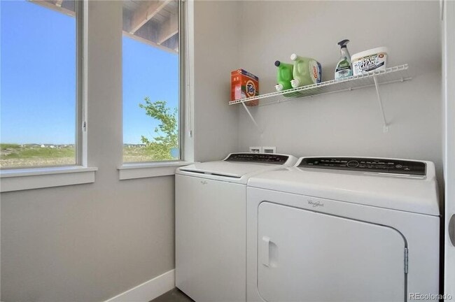 Building Photo - 5692 N Emporia St