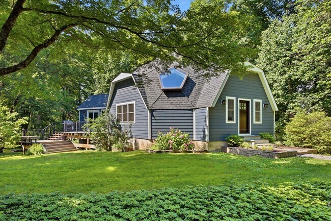 Building Photo - Available August 15th | Rare Architectural Dome Home on 2.5 Private Acres