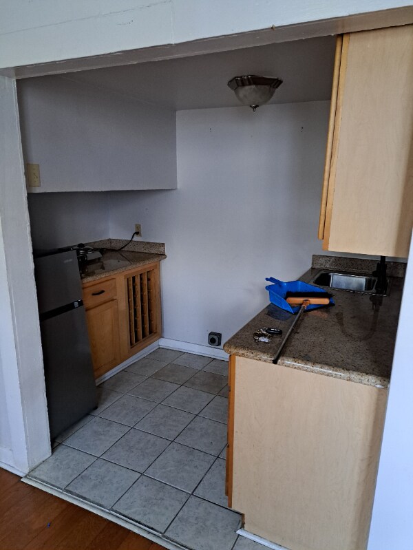 Building Photo - 929 Dumaine St