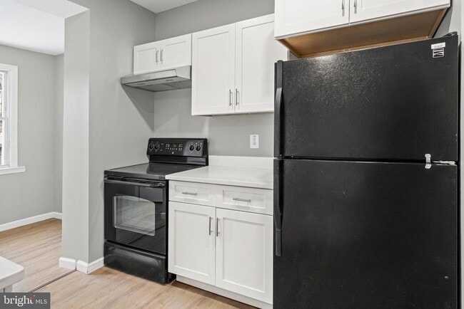 Building Photo - 3034 Arunah Ave